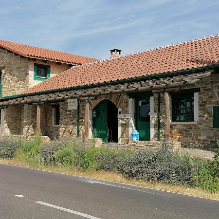Hosteria Casa Flor Murias de Rechivaldo Dış mekan fotoğraf